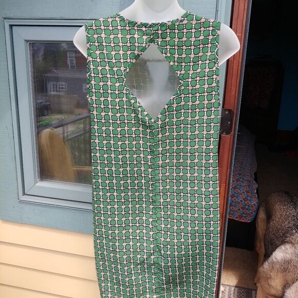 Paisley & Ivy Mod Green Tan Geometric Shift Dress - Picture 3 of 8